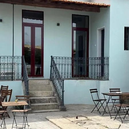 #4 Ramalde Charming House Quarto em Acomodações Particulares