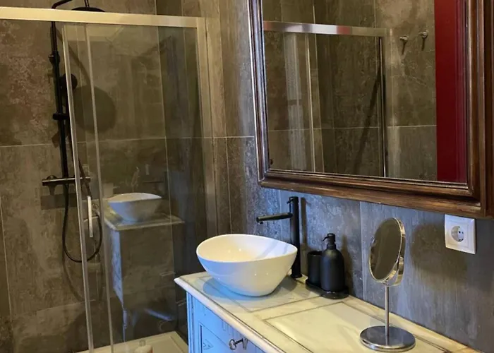 #4 Ramalde Charming House * Porto